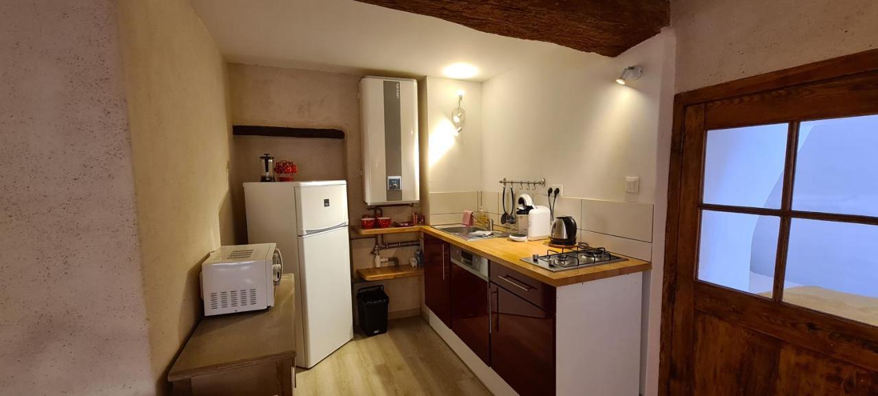 Les Studios De St Guilhem Сен-Гийём-ле-Дезер Экстерьер фото